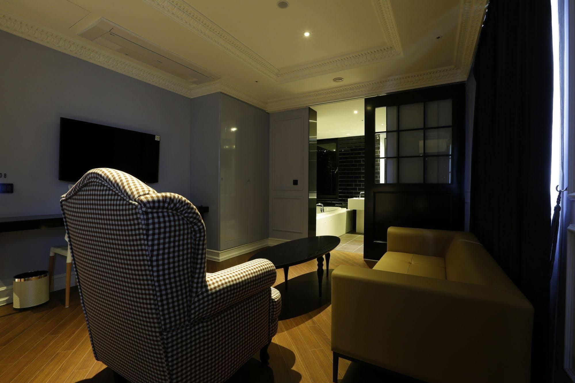 Hotel The Designers Инчон Екстериор снимка