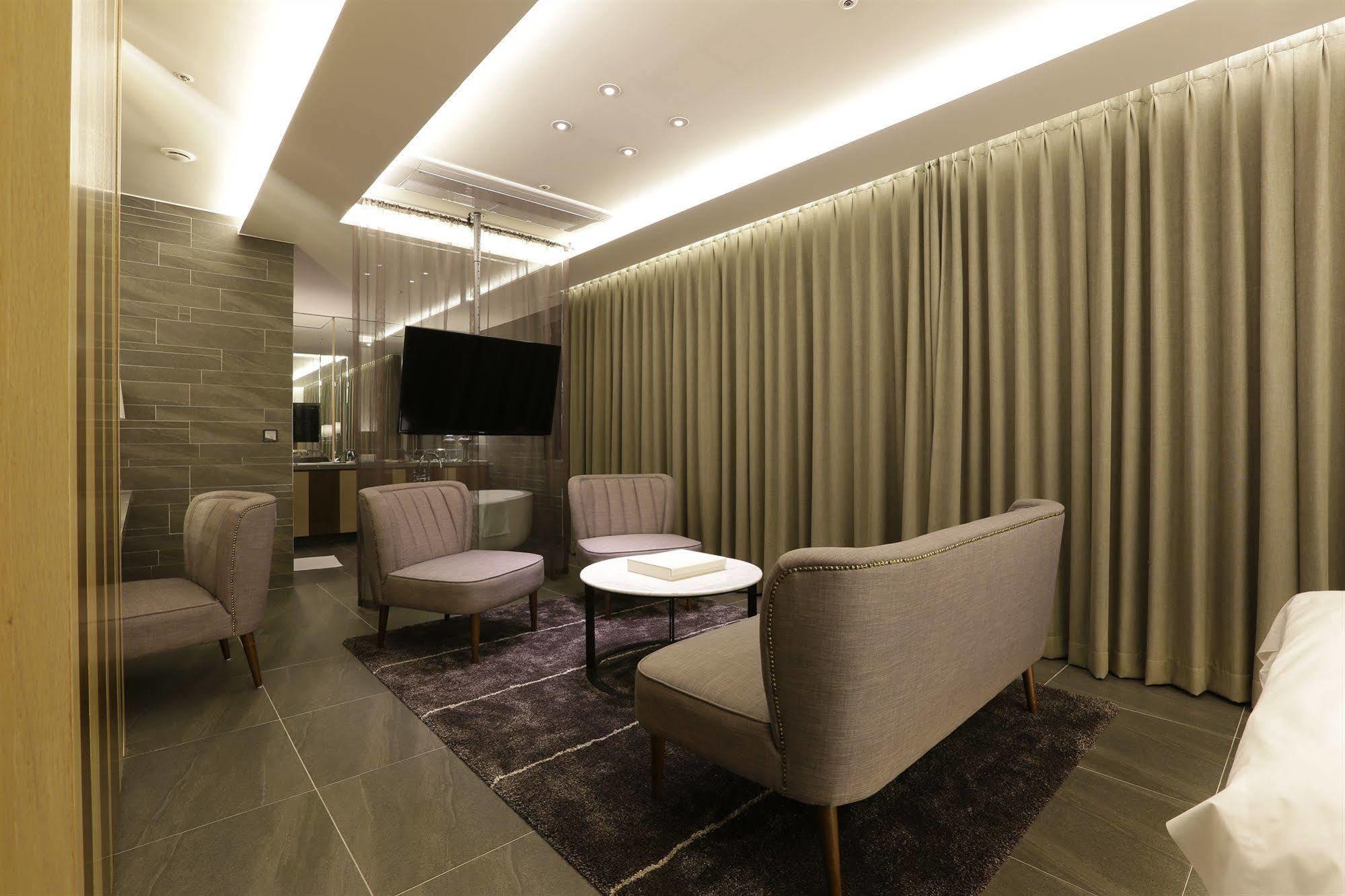 Hotel The Designers Инчон Екстериор снимка