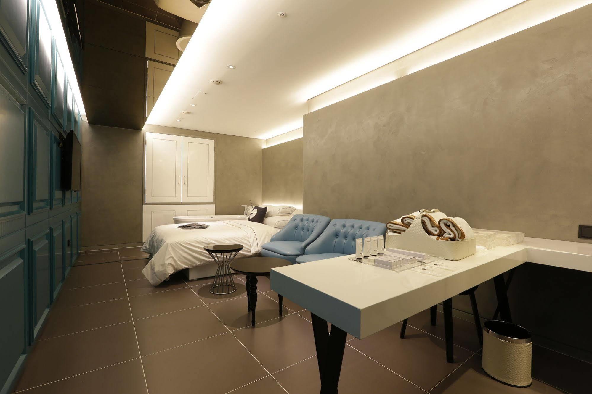 Hotel The Designers Инчон Екстериор снимка